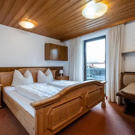 Holiday home Weinberghof I