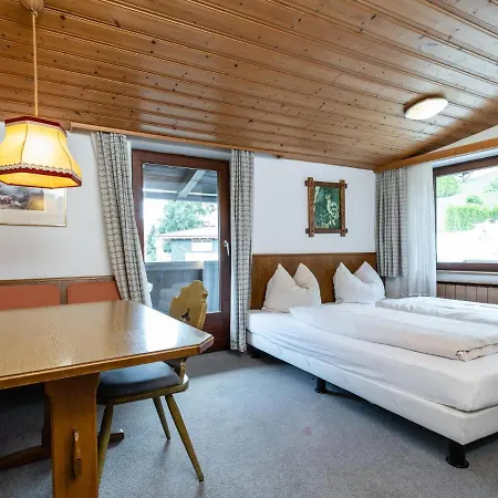 Holiday home Weinberghof I